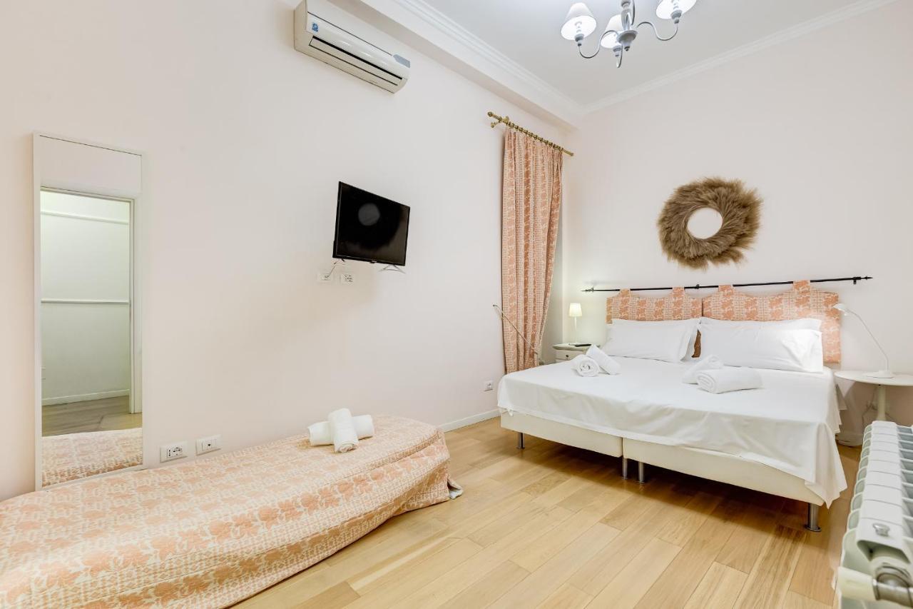 Trevi Fountain Modern Apartment Rome Exterior photo
